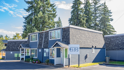 LIVE AT BLOC! CALL TODAY FOR A TOUR! – photo 1
