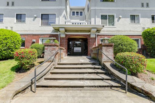 2238 NE 13th Ave #36 – photo 1