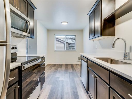 Everything you need. All Right here. Barclay Square Apartments