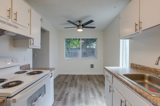 PARK PLACE APARTMENTS - YOUR NEW HOME IS HERE! - UP TO 4 WEEKS FREE! – photo 1