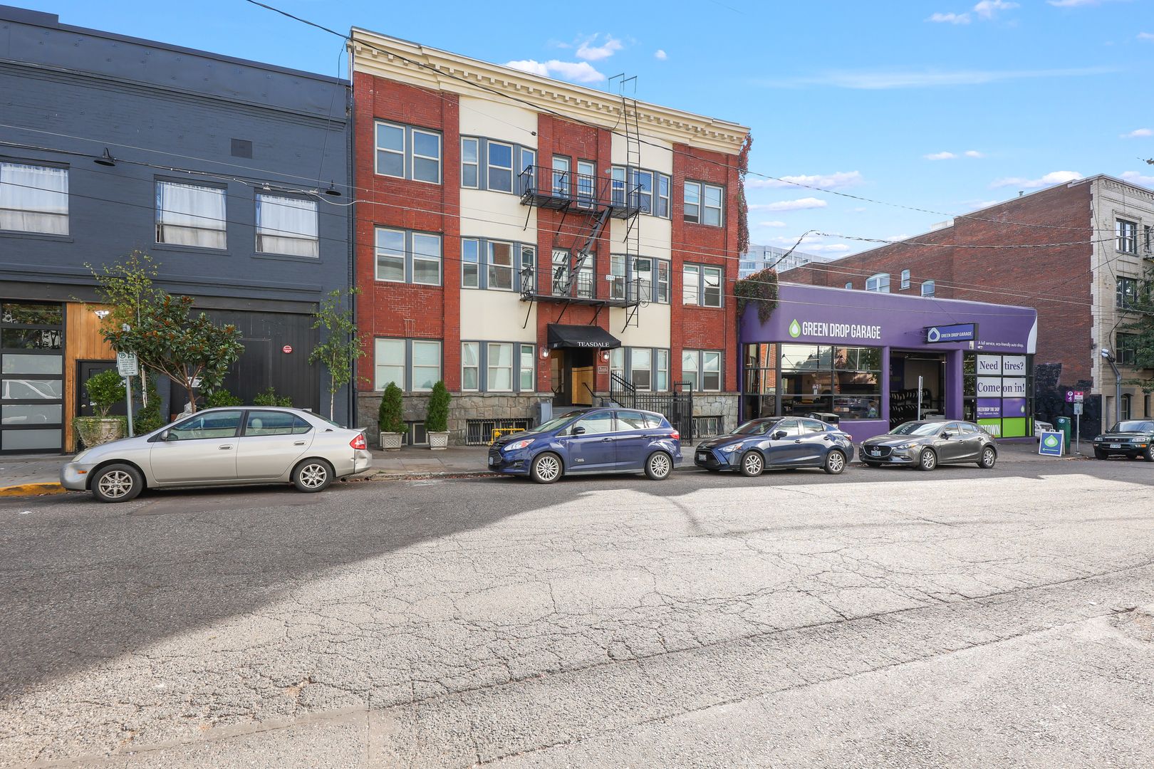 Portland Apartment: 104 NW 20th Ave