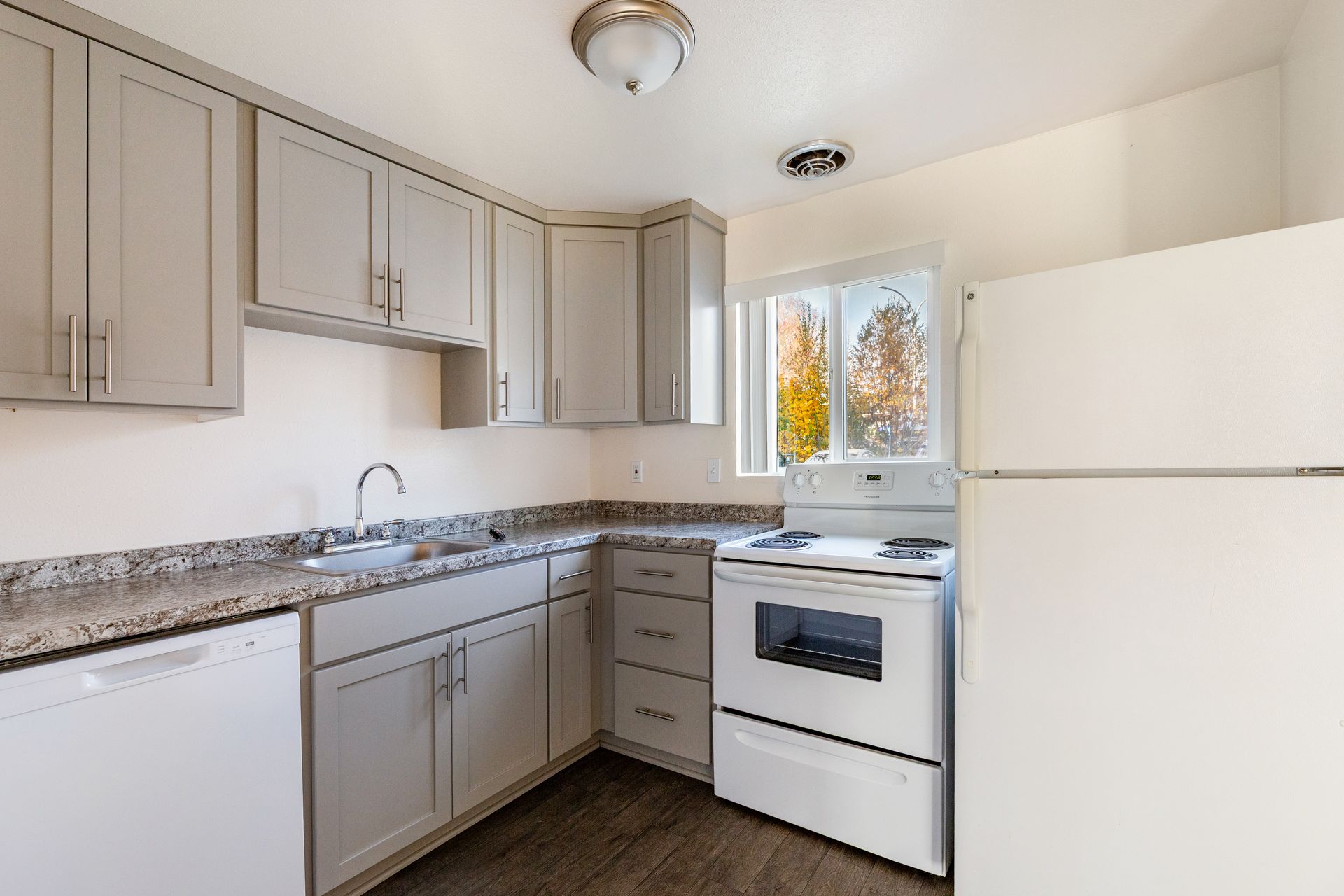 Beaverton Apartment: 13995 SW Butner Rd