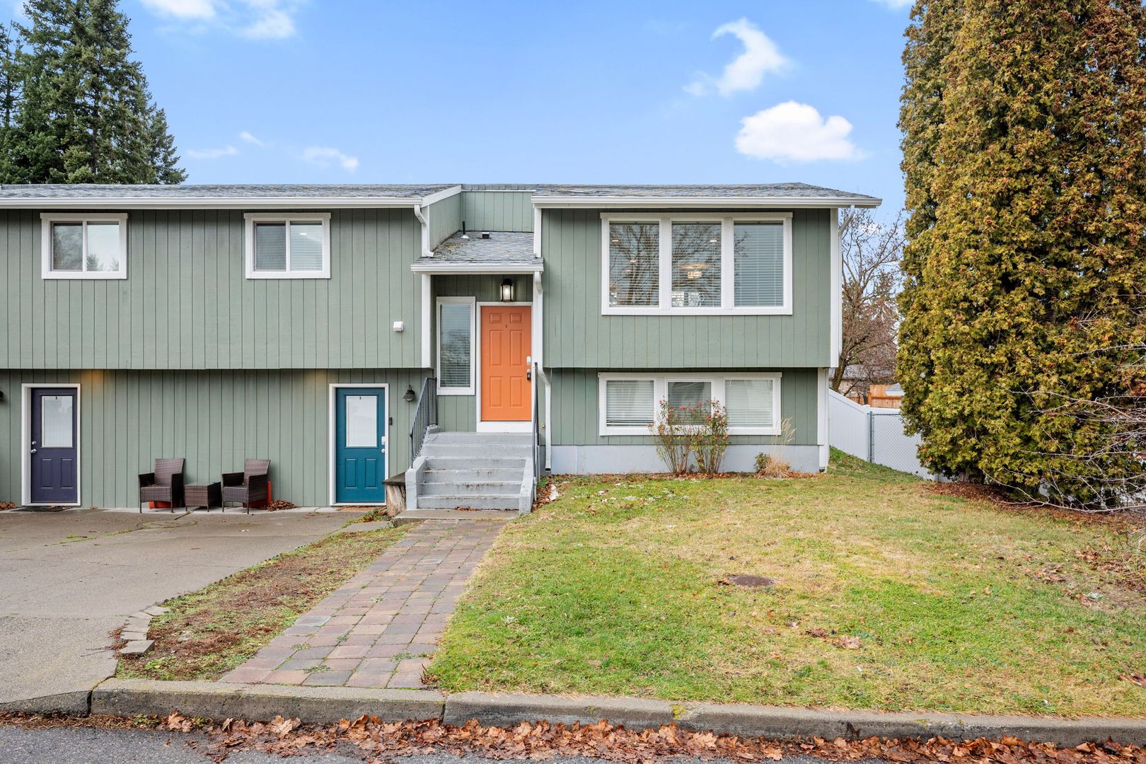 Spokane Valley Apartment: 820 S. Collins Rd.