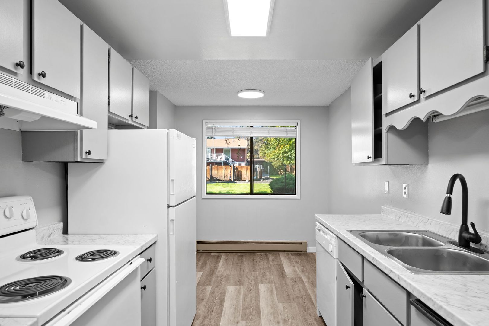 Spokane Valley Apartment: 10211 E. Main Ave.