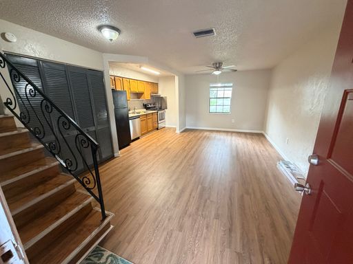 729 Rebecca St , Lakeland, FL 33805 photo 6