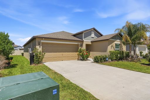 35029 Brackett Bend, Zephyrhills, FL 33541
