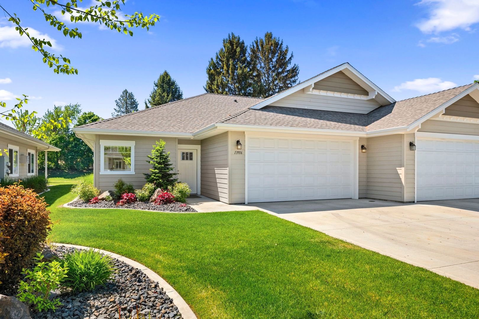 Veradale Multiplex: 13914 E 14th Ln