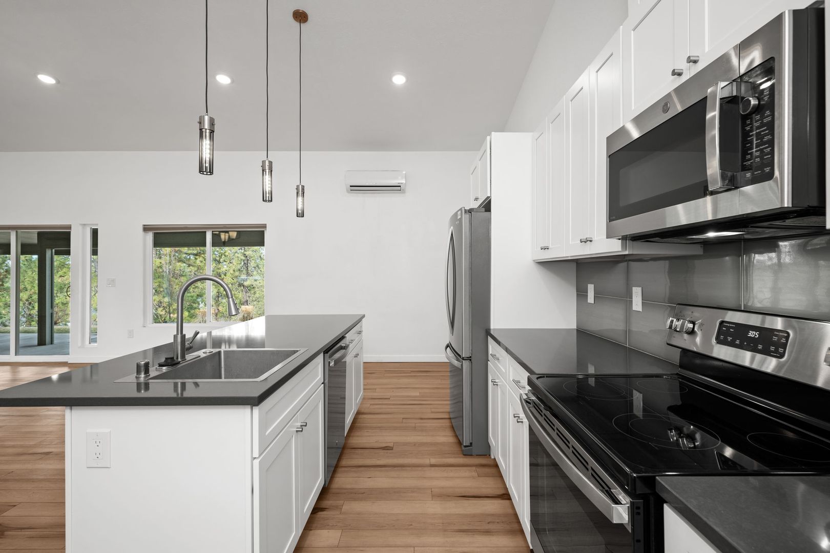 Spokane House: 3858 W. Cliffside Ln.