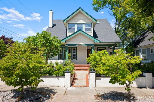 1028 W. Chelan Ave., Spokane, WA 99205 photo 2