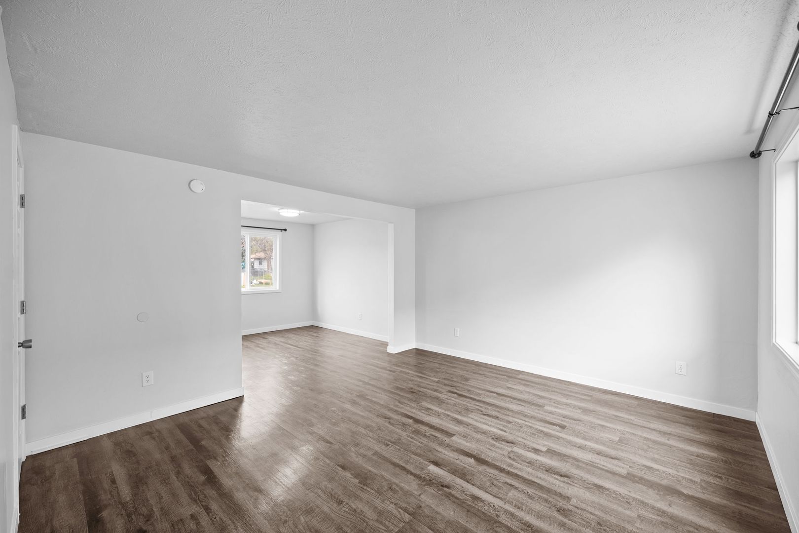 Spokane Apartment: 2003 E. Desmet Ave.