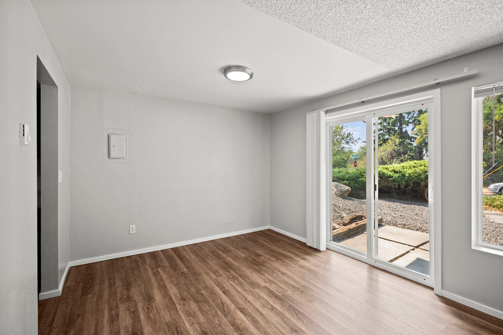 Spokane Apartment: 3001 E. Upriver Drive
