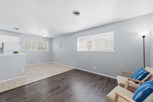 New Paint 2025! New Vinyl Flooring 2025! New Carpet 2025! Downstairs! – photo 1