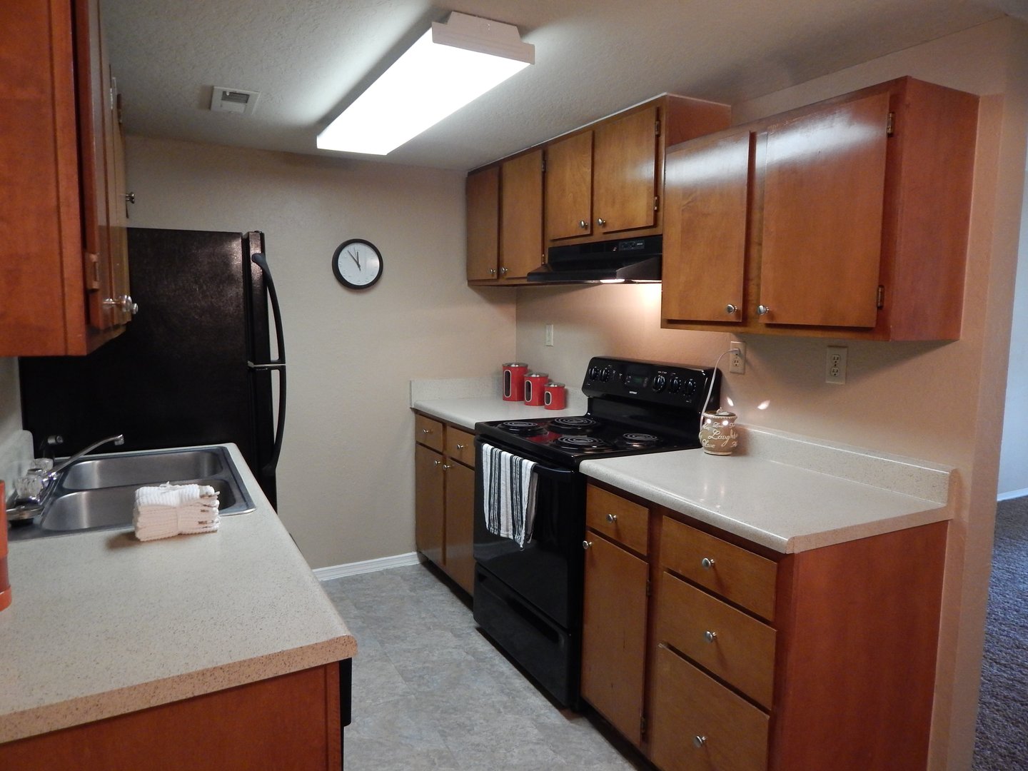 Jenks Apartment: 411 West K Place