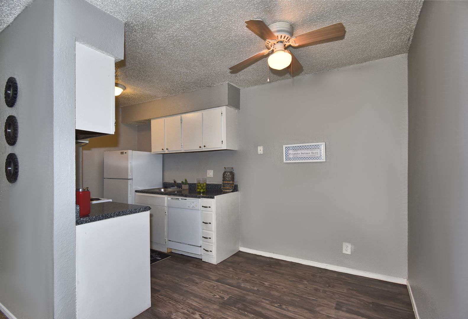 Tulsa Apartment: 4404 S 109th E Ave