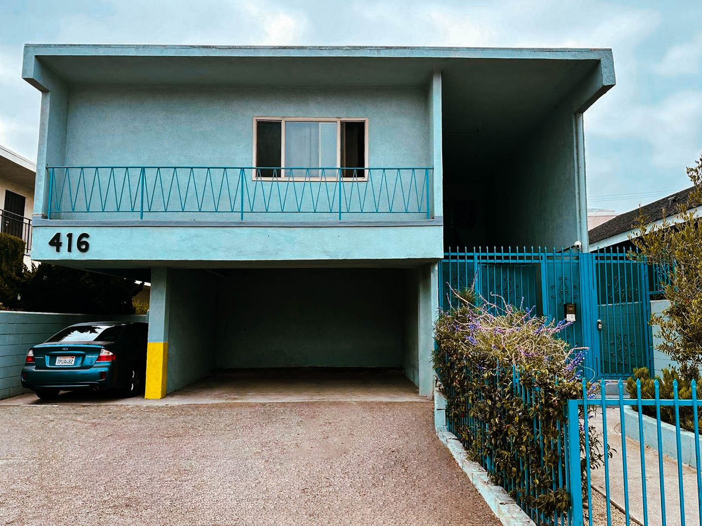 Venice Apartment: 416 Rose Avenue - #1