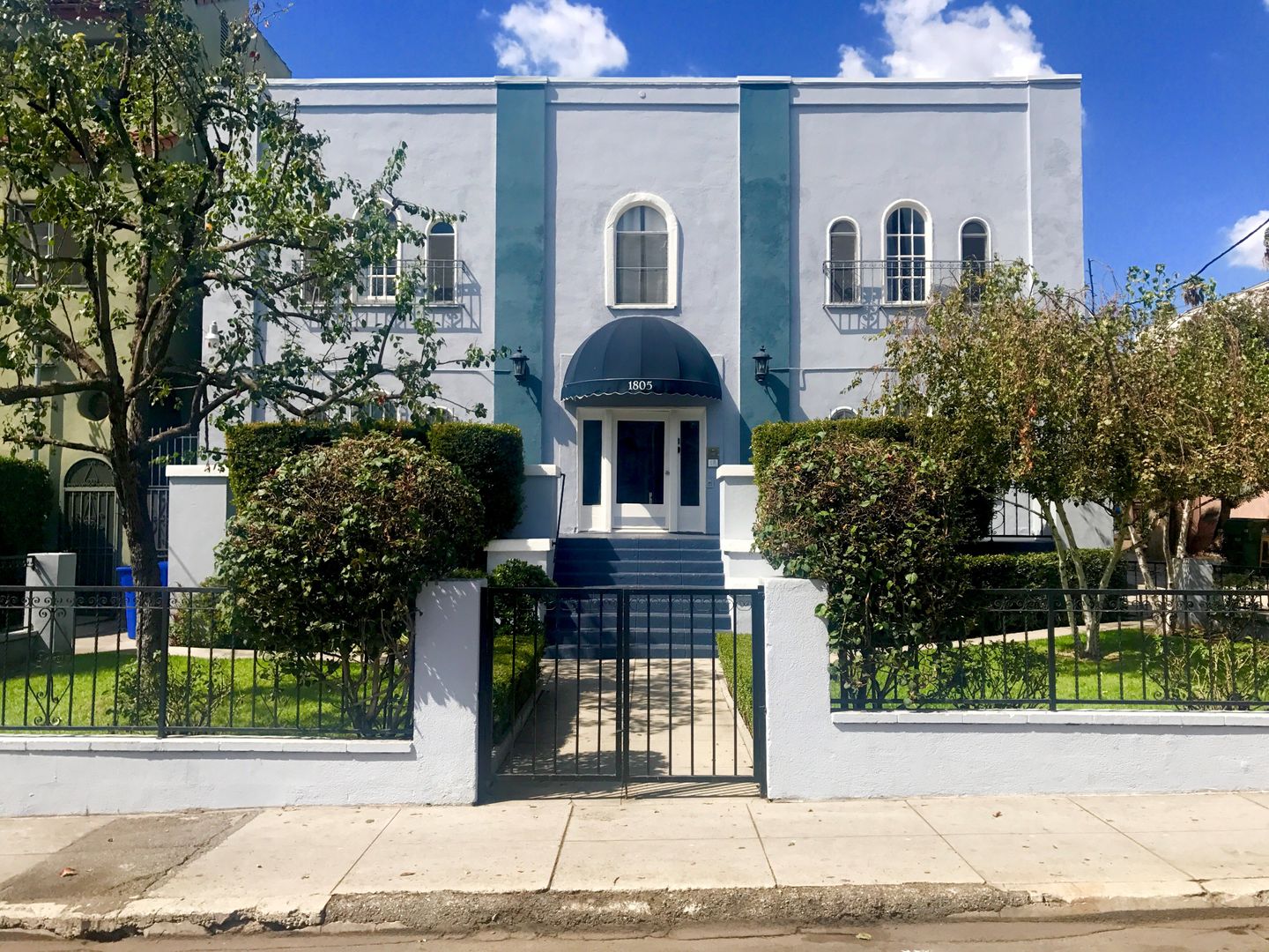 Los Angeles Apartment: 1805 N. Kingsley Drive
