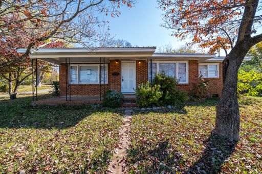 Accepting Section 8! Don’t Miss This Huntsville Beauty – 4 Bed, 2 Bath on Corner Lot! – photo 1