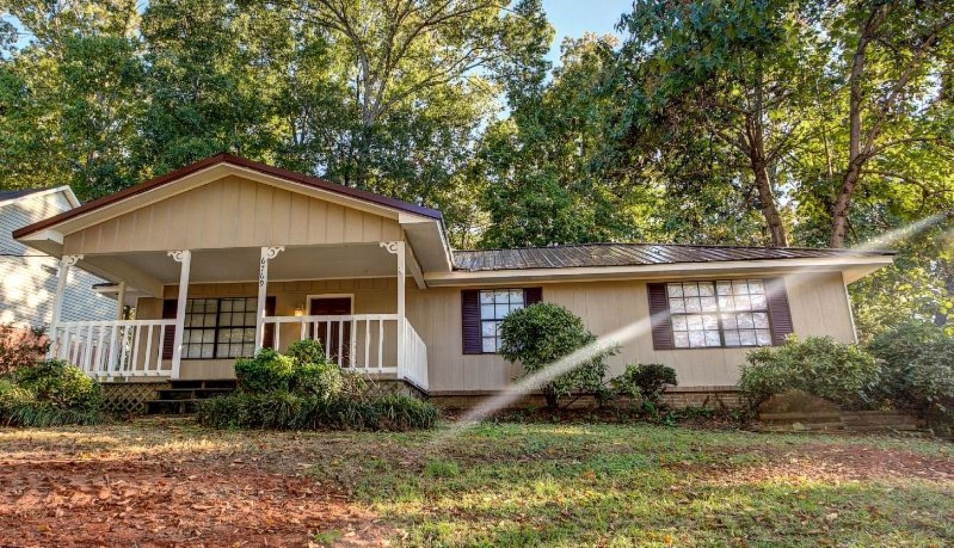 Trussville House: 6769 Charles Dr