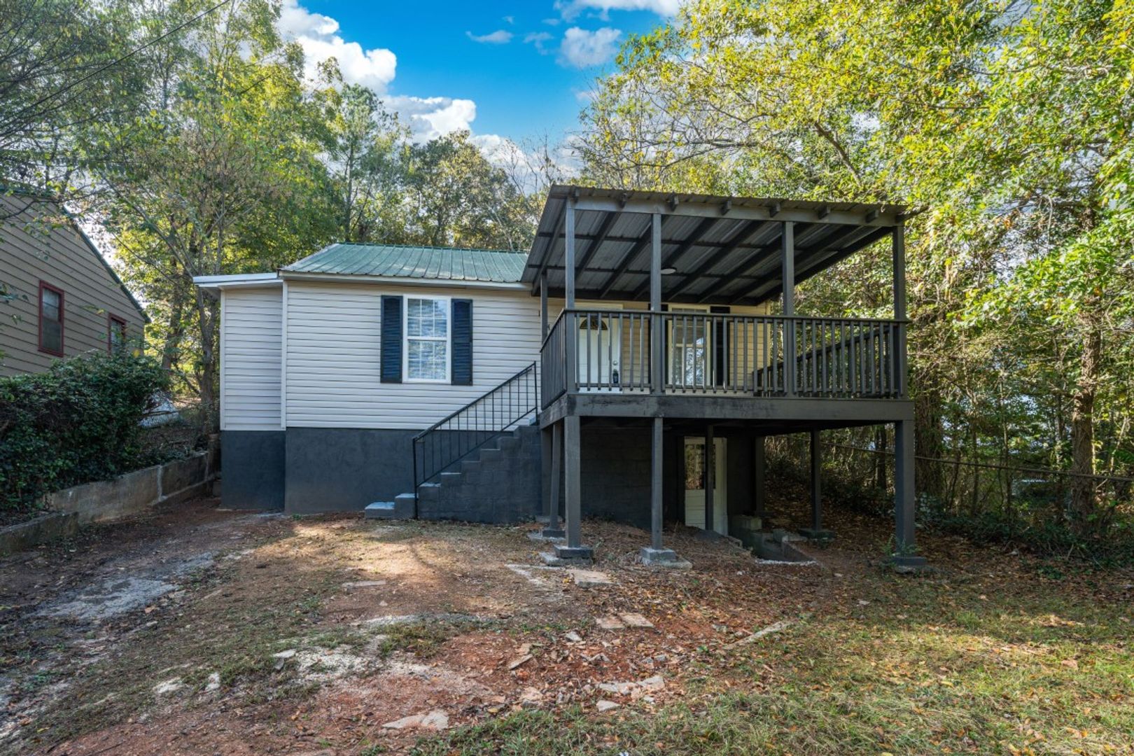 Bessemer House: 114 Elrie Blvd