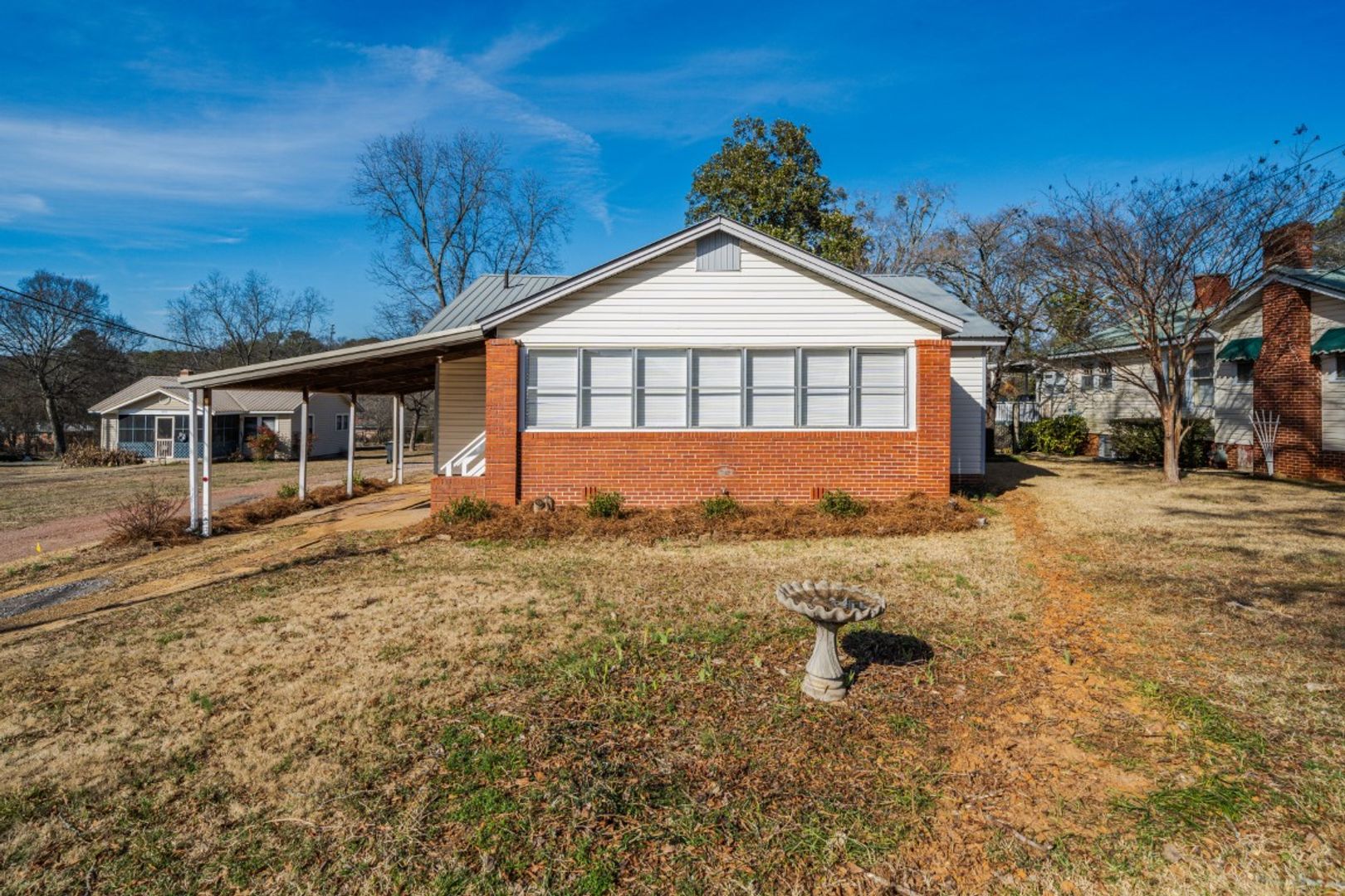 Hueytown House: 1444 Hueytown Road A