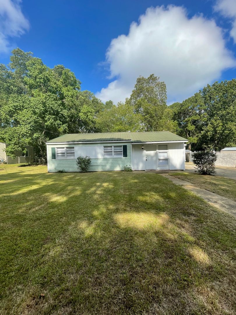 Montgomery House: 3465 Dundale Rd