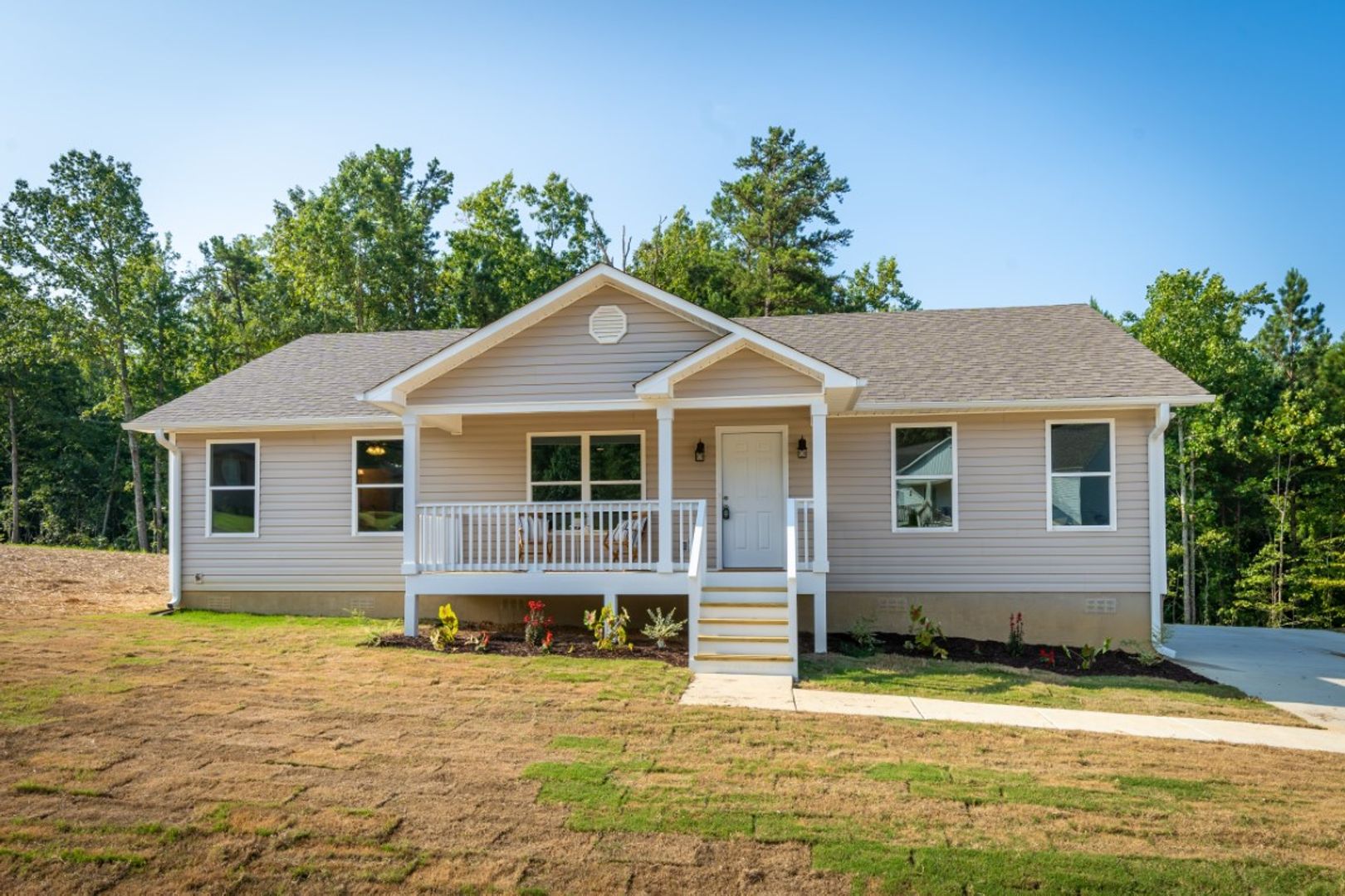 Odenville House: 1010 Lauren Cir