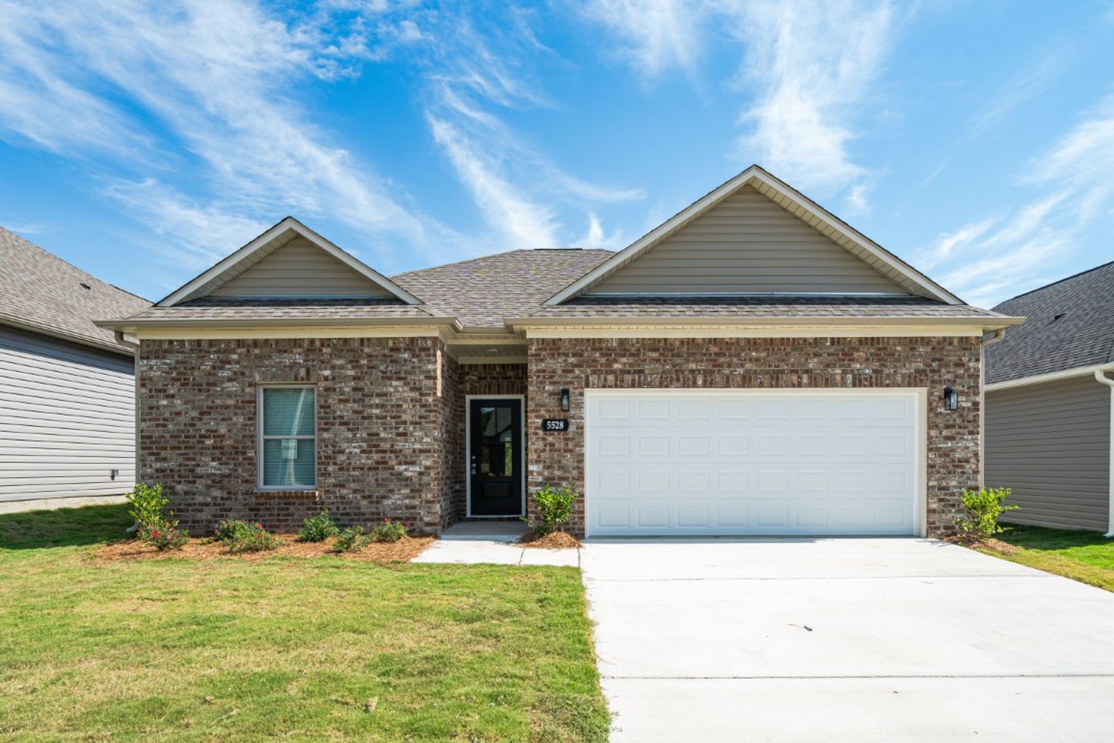 Bessemer House: 5528 Blue Jay Cir