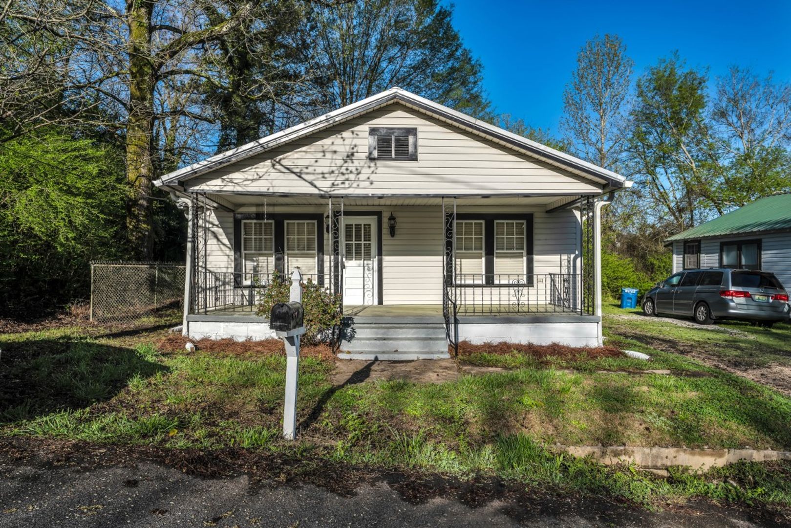 Birmingham House: 108 Mississippi St