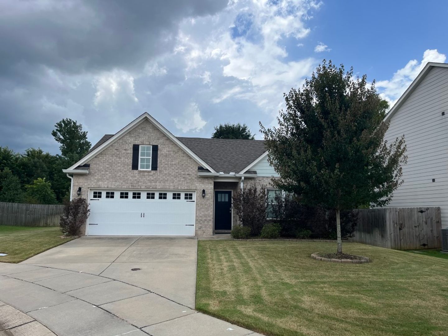 McCalla House: 22725 Duffee Ln