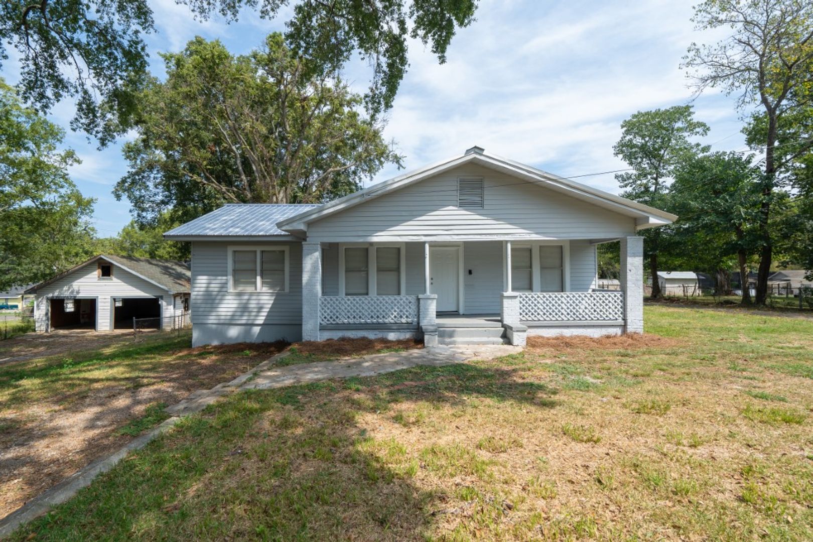 Bessemer House: 1317 12th Street N