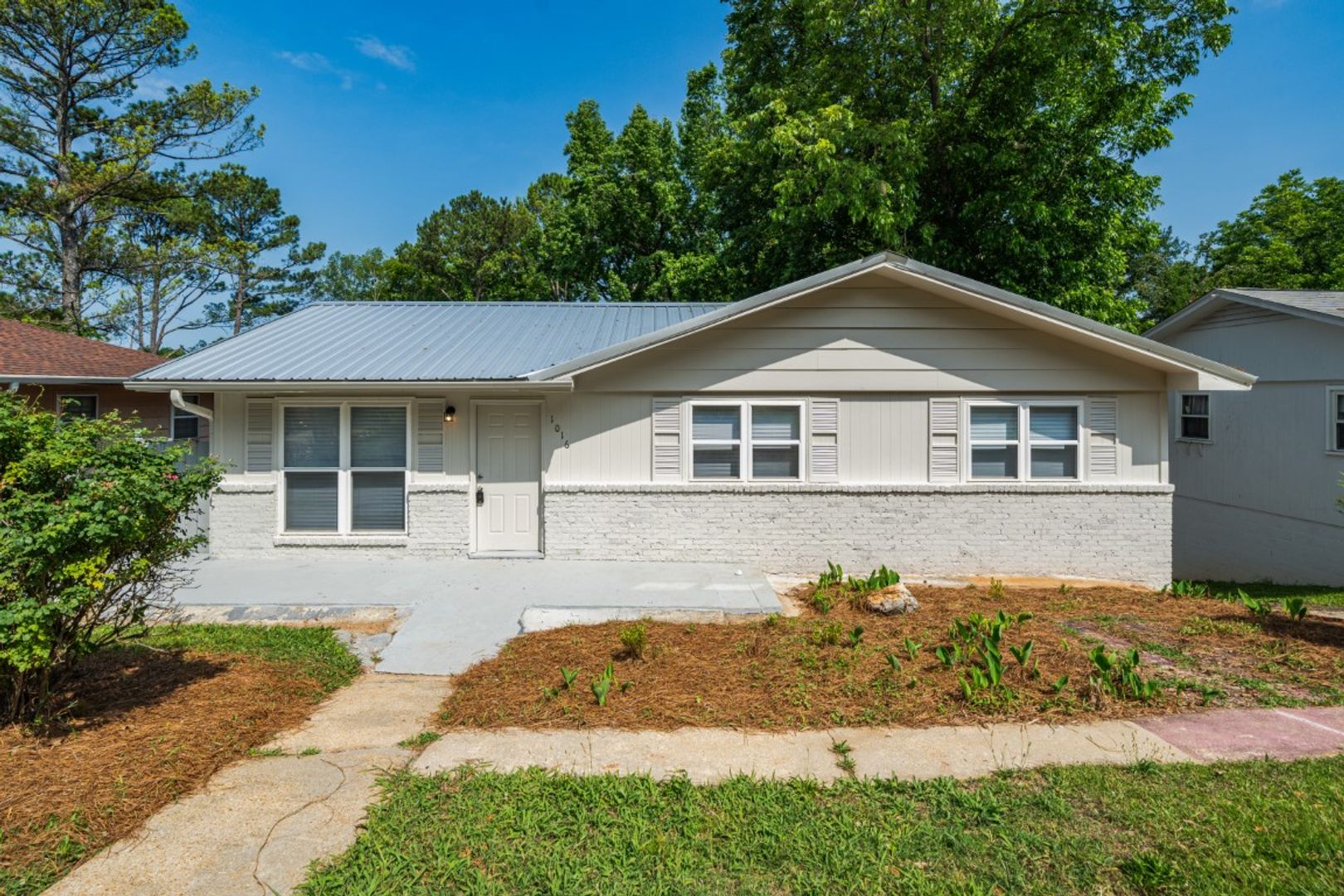 Bessemer House: 1016 Avenue G