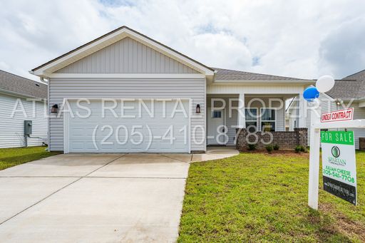 Beautiful 3-Bedroom Home with Elegant Modern Touches! – photo 1