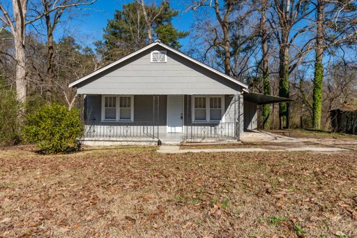 Cozy 2BR Home with Modern Amenities & Inviting Front Porch!