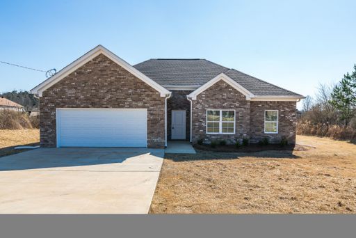 "Stunning Home in Pleasant Grove – Spacious, Modern, and Ready for You!"