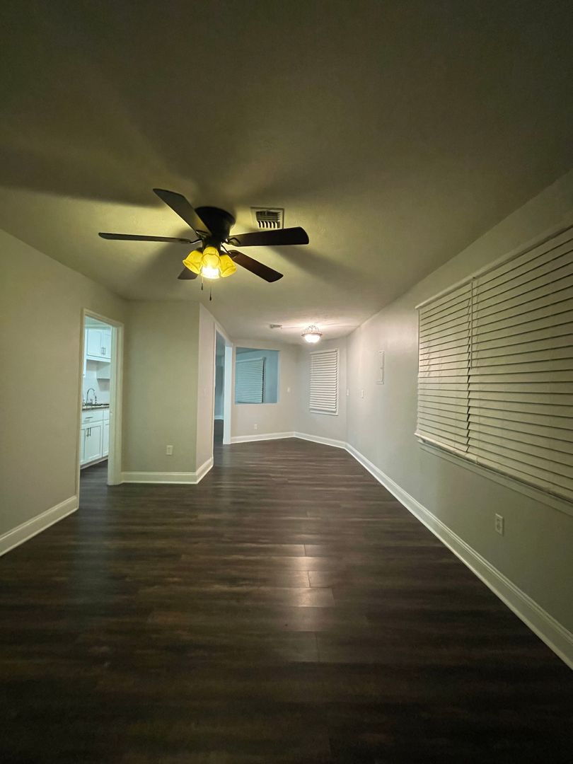 Montgomery House: 3461 Dundale Rd