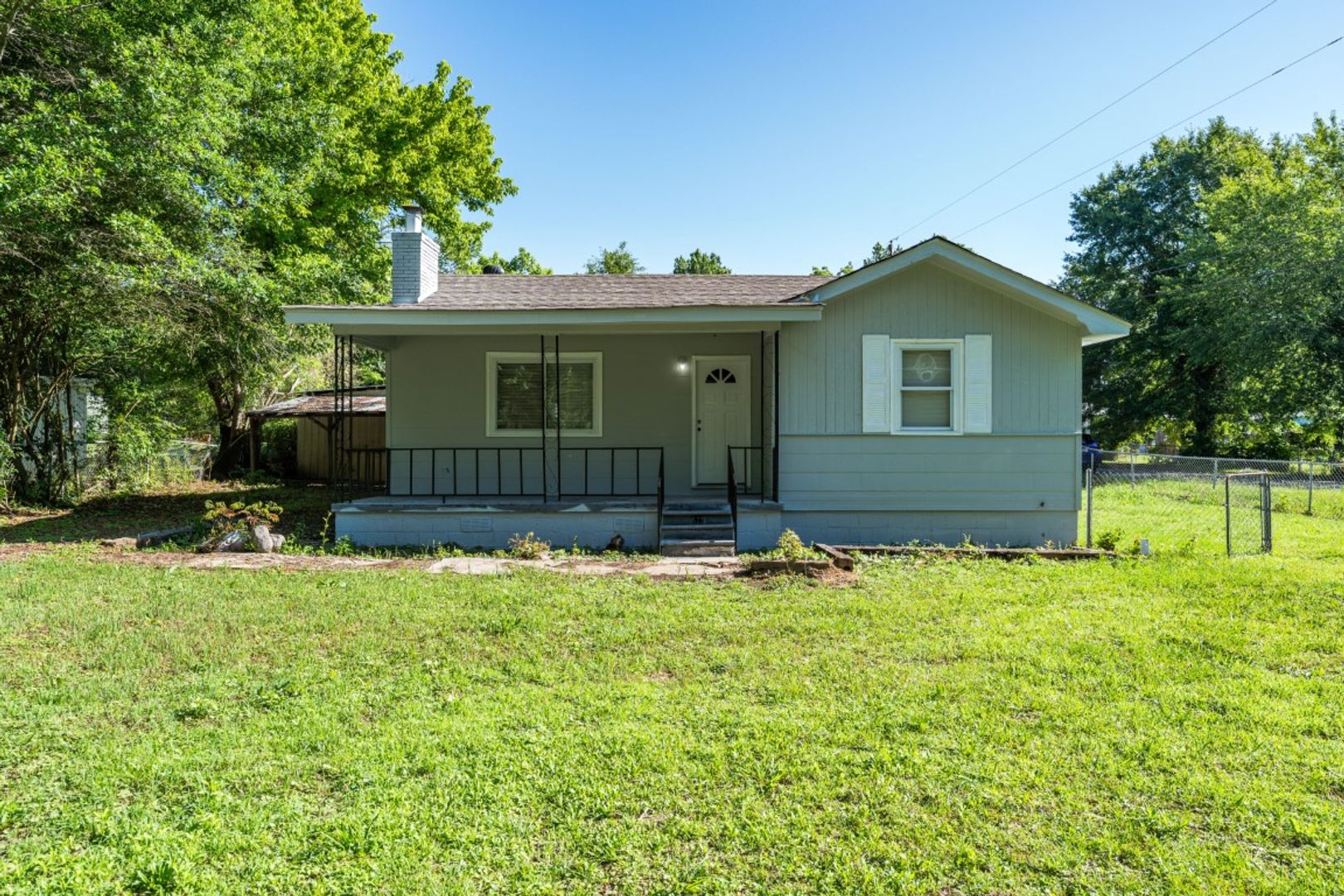 Bessemer House: 623 Pinewood Avenue