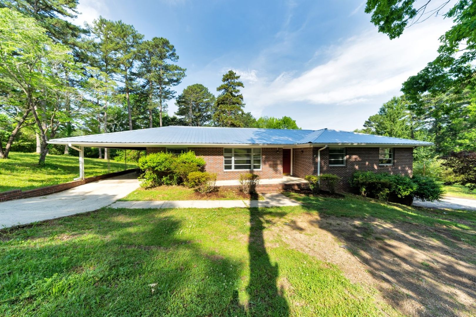 Birmingham House: 1608 Hideaway Dr