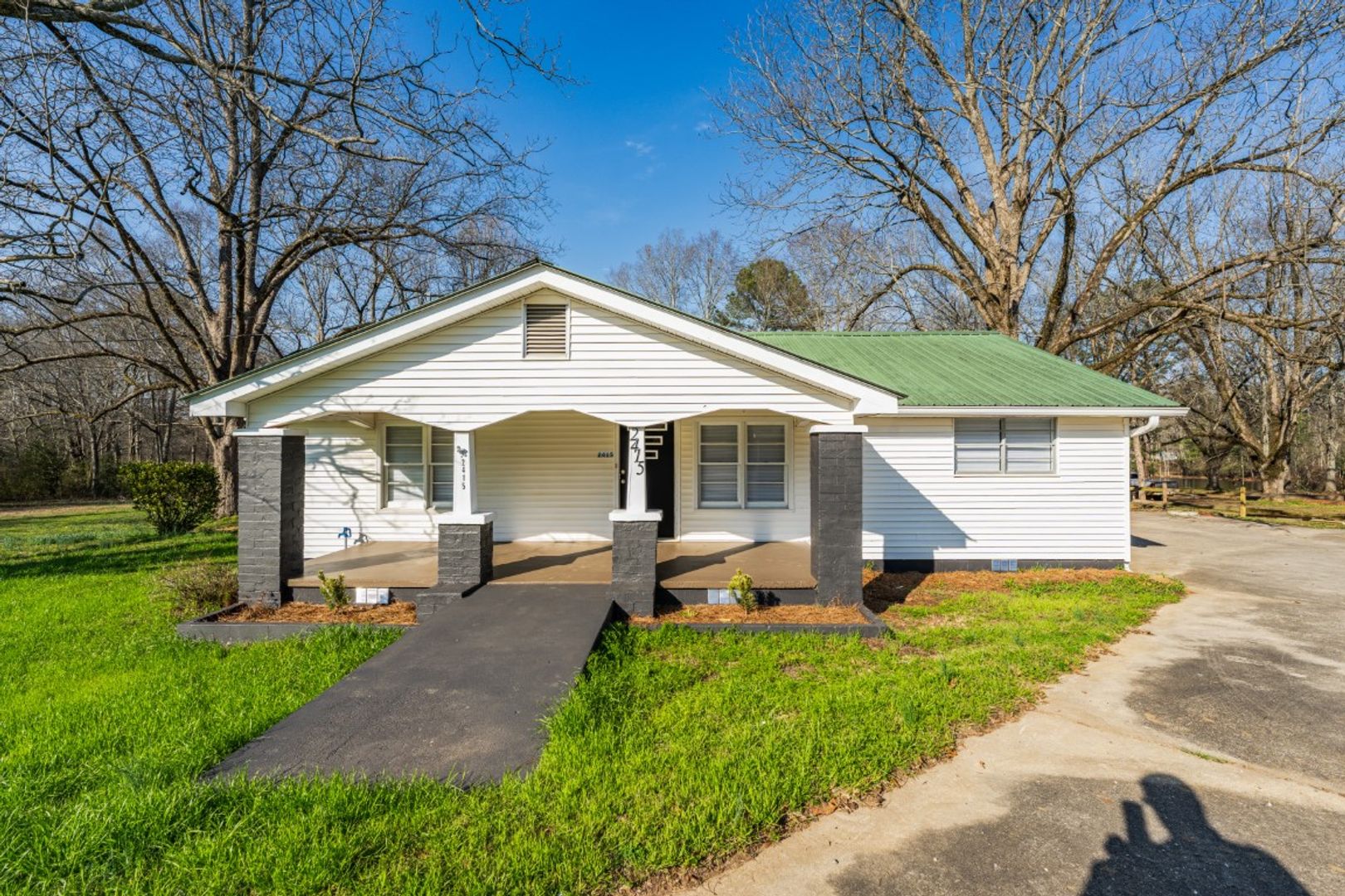 Clanton House: 2415 Co Rd 28