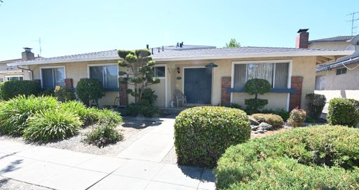 Spacious 2 bed 1 bath Apartment. 639 Bolton Ct, Unit 2, San Jose, CA 95129 – photo 1