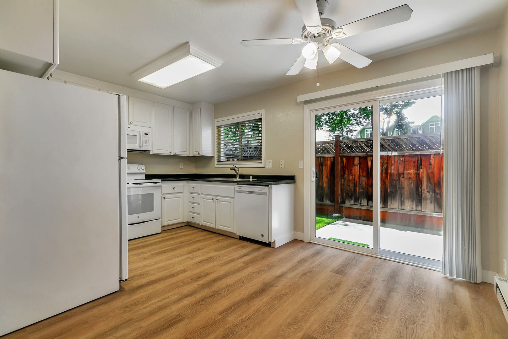 Campbell Apartment: 240 Union Ave