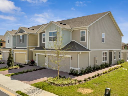 978 Valencia Isle Dr, Orlando, FL 32825