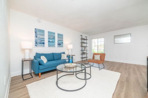 $250 MOVES YOU IN!!! MOVE IN NOW!!! – photo 1