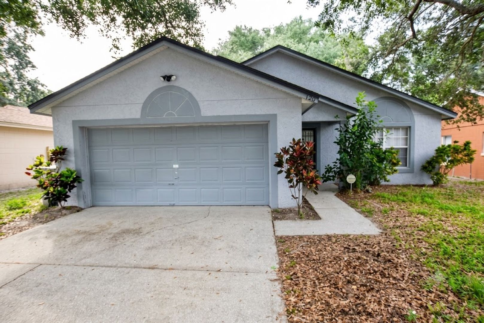 Apopka House: 120 N. Cervidae Drive