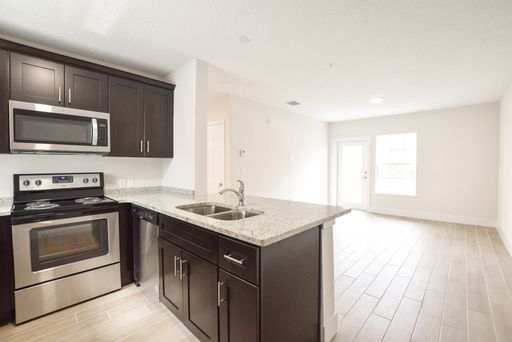 BRAND NEW 3 Bedroom 2 Bathroom For Rent in Orlando, FL! – photo 1