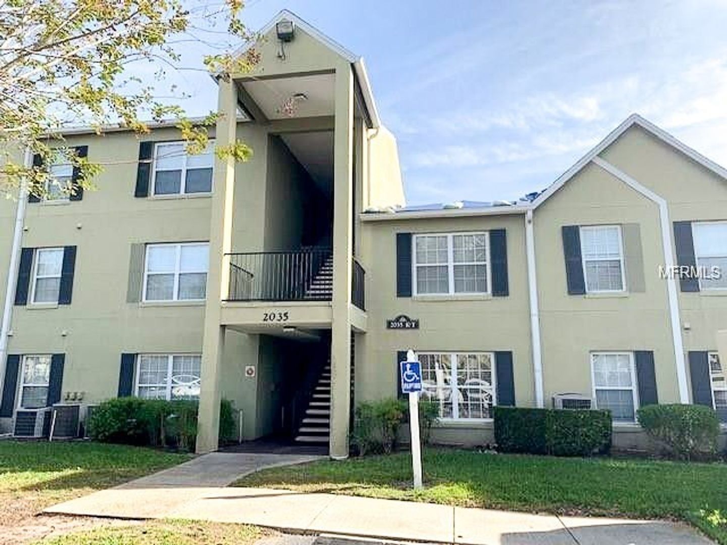 Orlando Condo: 2047 Dixie Belle Drive