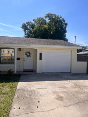 Welcome to This Beautiful 3 Bedroom, 2 Bathroom Home in St. Pete! – photo 1