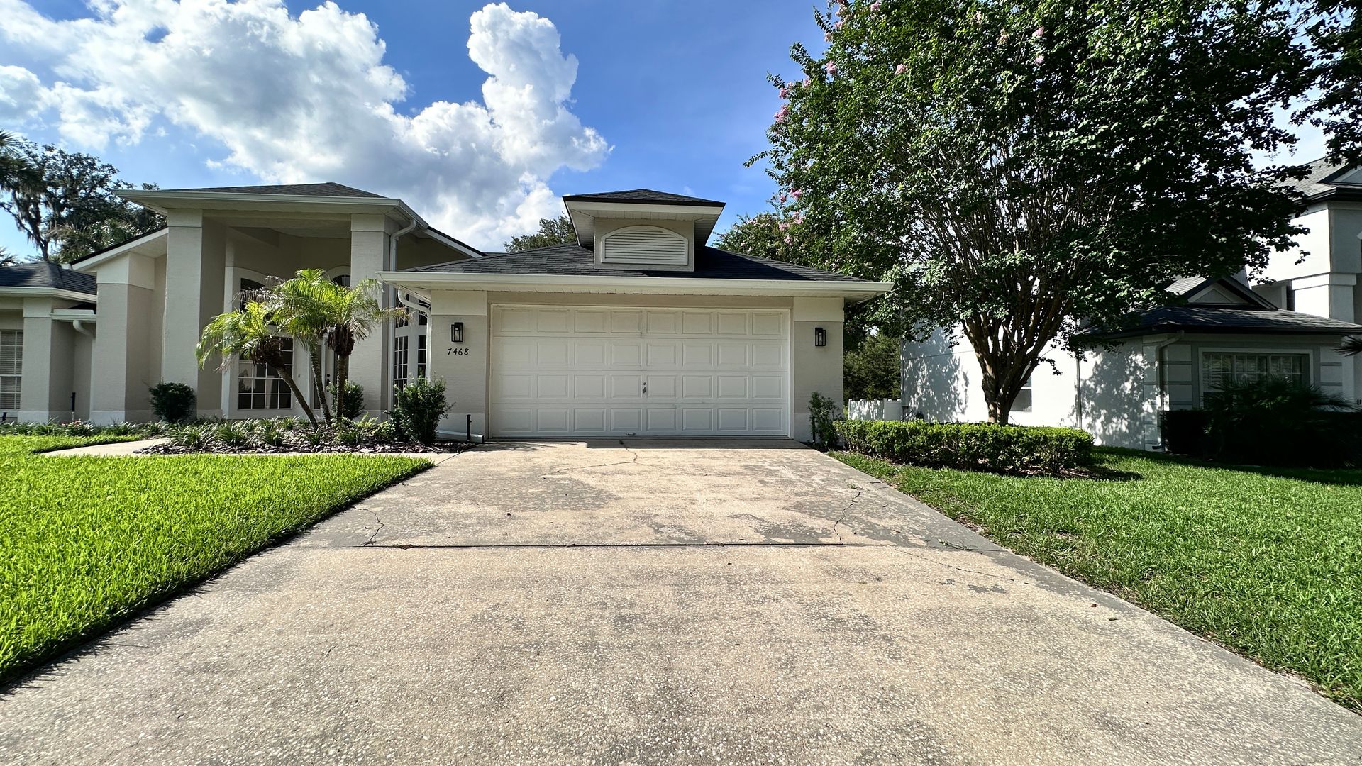 Sanford House: 7468 Aprelle Dr