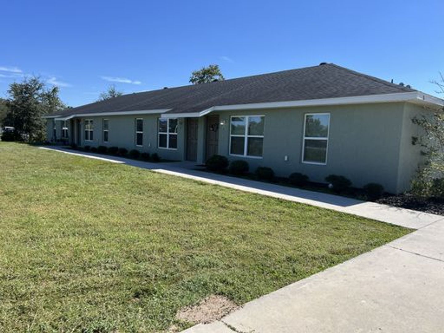 Ocala Apartment: 5 Laurel Pass