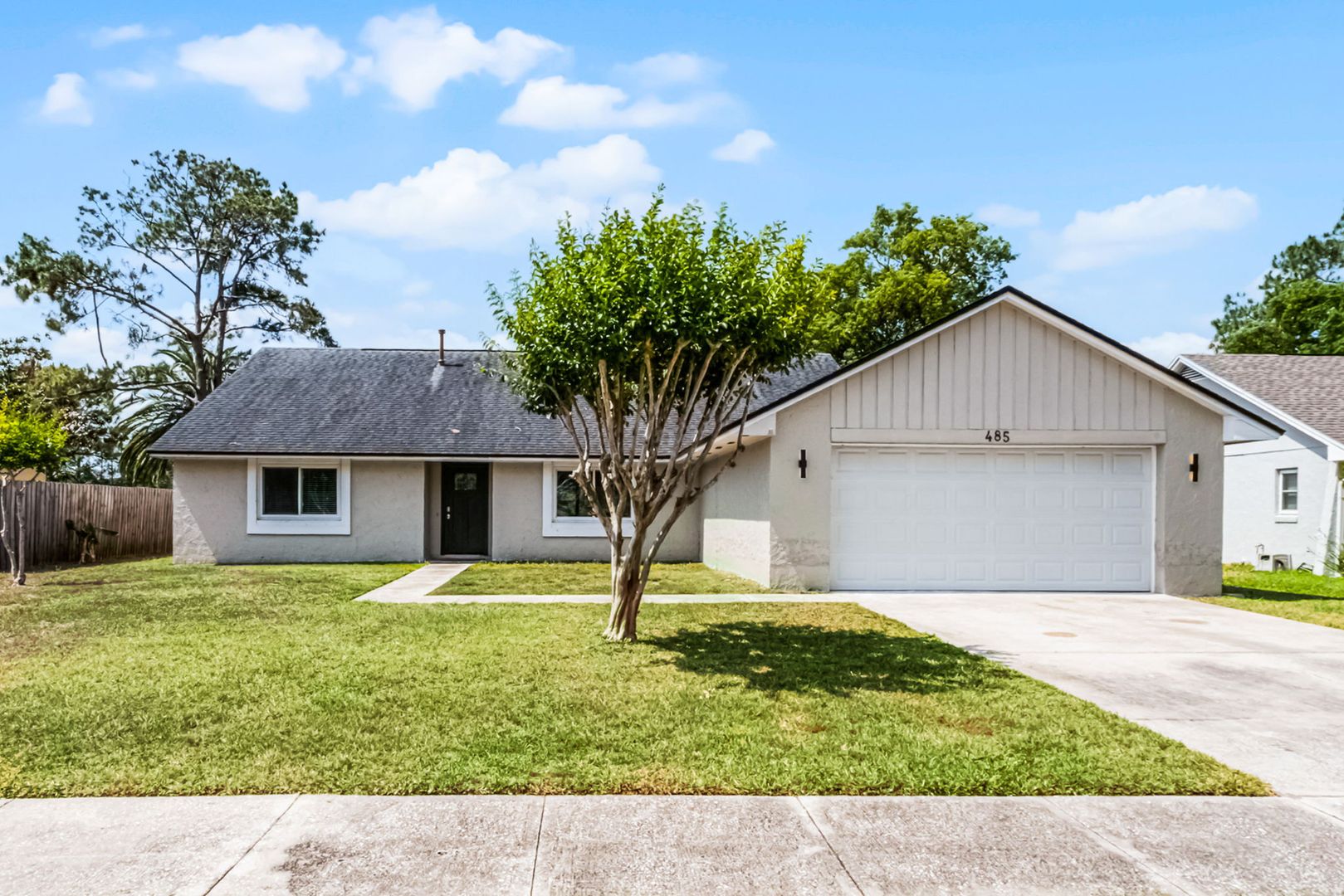 Lake Mary House: 485 Lakeshore Dr