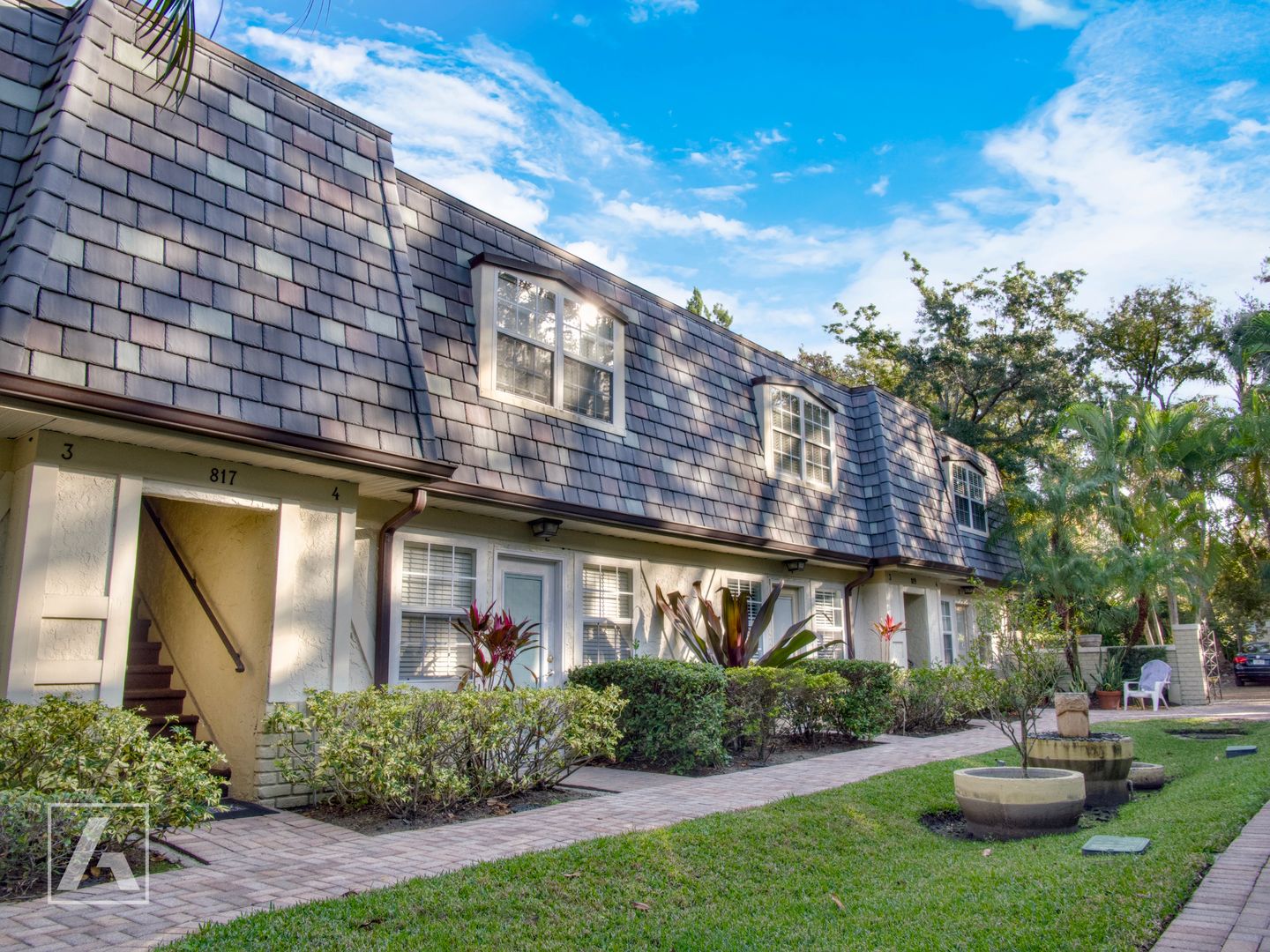 Orlando Apartment: 813-819 Irma Ave